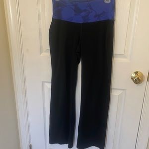 Old Navy Yoga Pants M